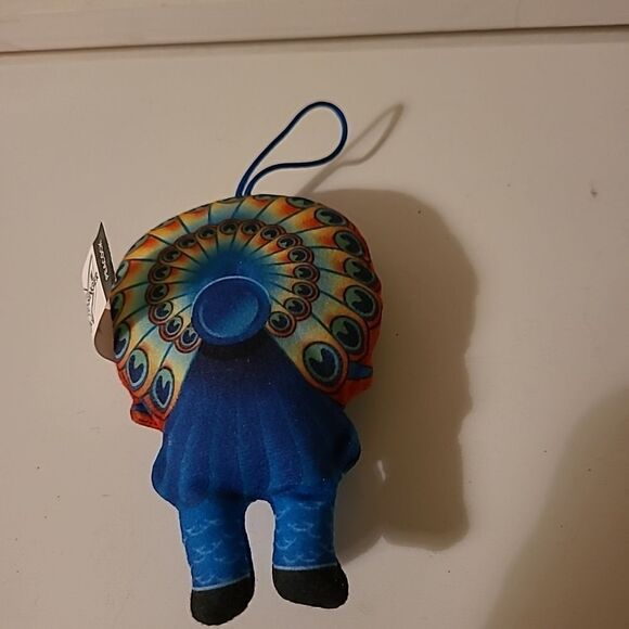 masked Singer #2 - Picture 2 of 3